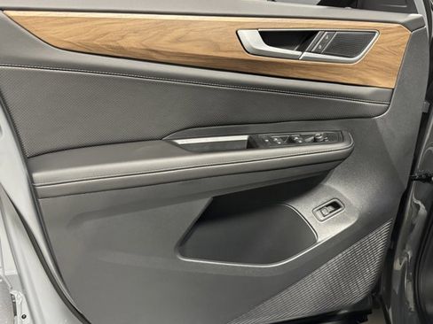 New 2026 Volkswagen Atlas SE image 19