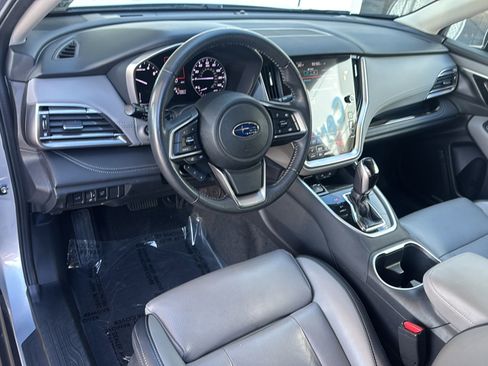 Used 2021 Subaru Outback Limited image 10