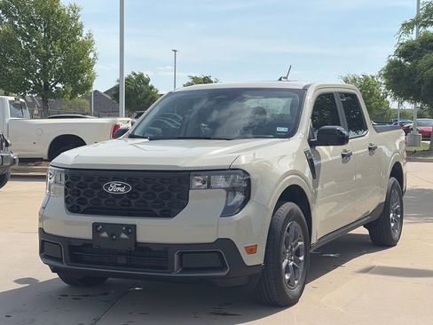 Used 2025 Ford Maverick XLT w/ XLT Luxury Package image 3