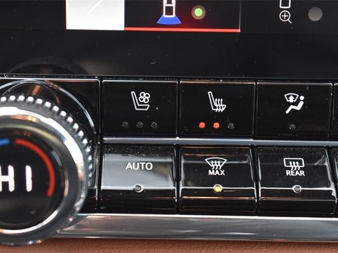 Used 2023 GMC Canyon AT4 w/ LPO, Sports Bar Package image 37