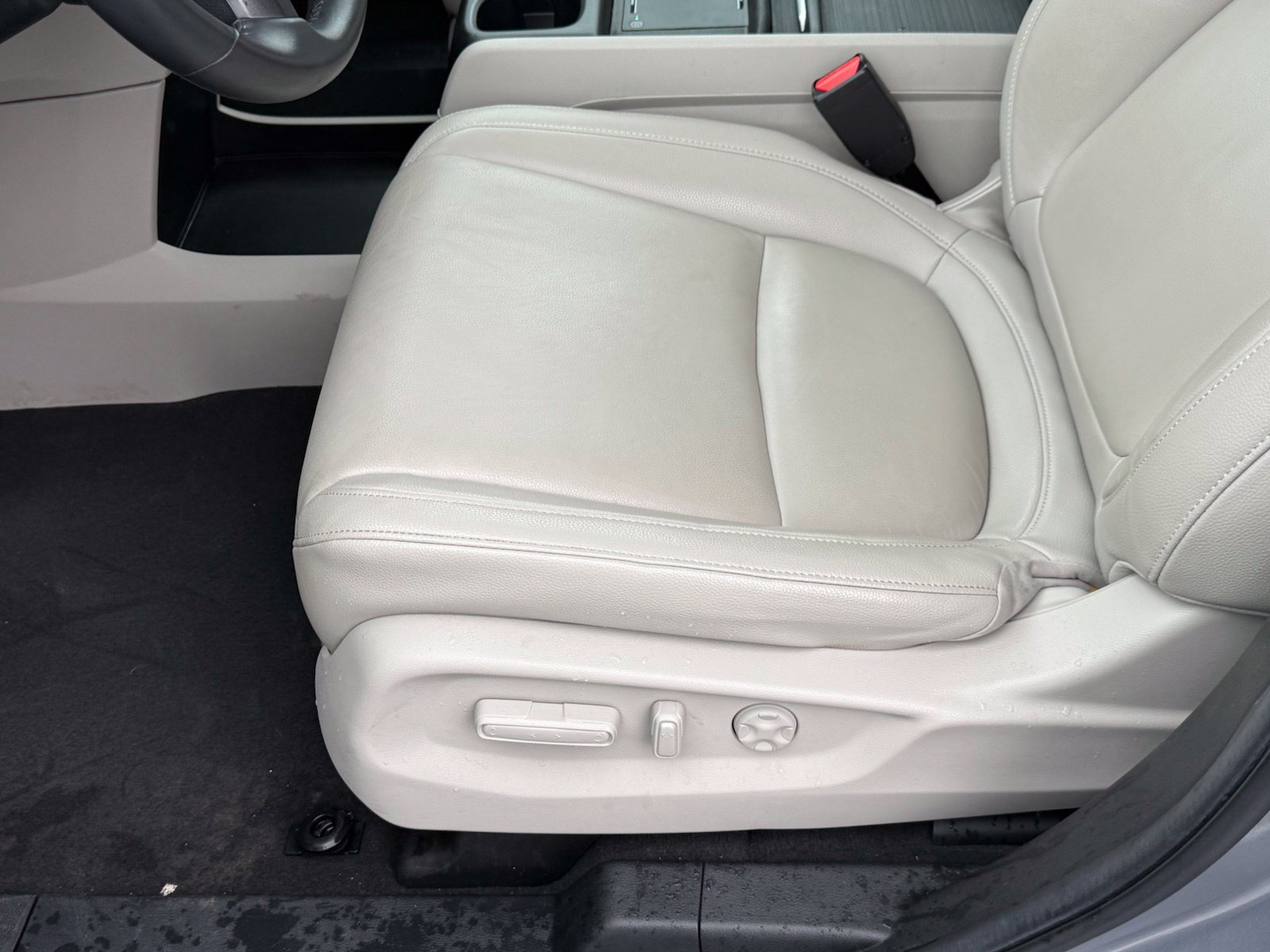 Used 2025 Honda Odyssey EX-L image 41