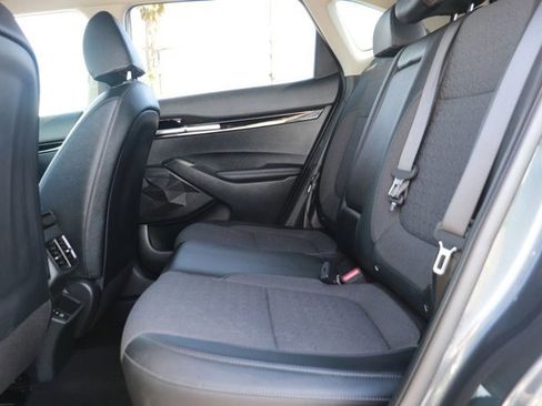 Used 2025 Kia Seltos S image 13