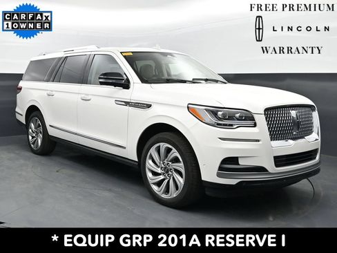 Used 2023 Lincoln Navigator L Reserve AWD/4WD image 4