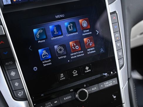 Used 2023 INFINITI Q50 Luxe w/ Cargo Package image 17