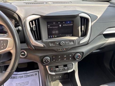 Used 2023 GMC Terrain SLE AWD/4WD image 12