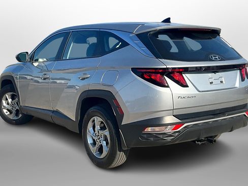 Used 2023 Hyundai Tucson SE image 10