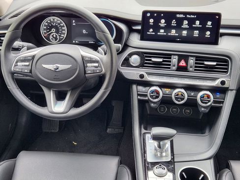 Used 2023 Genesis G70 2.0T image 27