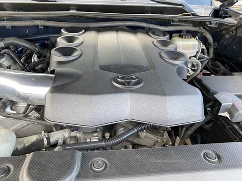 Used 2016 Toyota 4Runner SR5 image 26