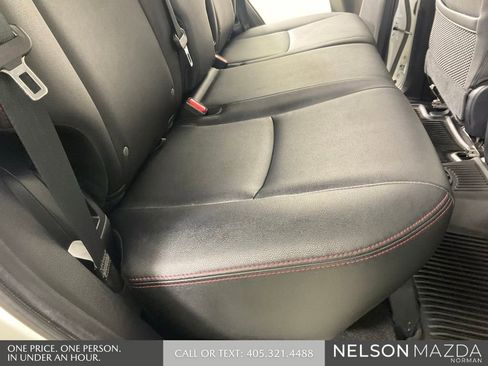 Used 2020 Toyota 4Runner Venture w/ Moonroof Package AWD/4WD image 30