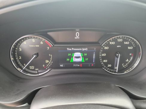 Used 2020 Cadillac XT4 Premium Luxury w/ Cold Weather Package FWD image 15
