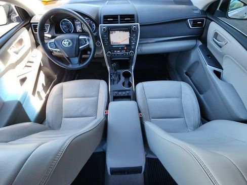 Used 2015 Toyota Camry XLE FWD image 12