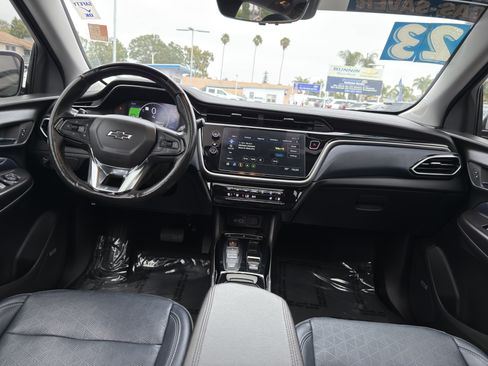 Used 2023 Chevrolet Bolt EUV Premier w/ Sun & Sound Package FWD image 20