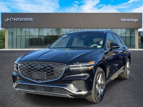 Certified 2026 Genesis GV70 2.5T Advanced image 4