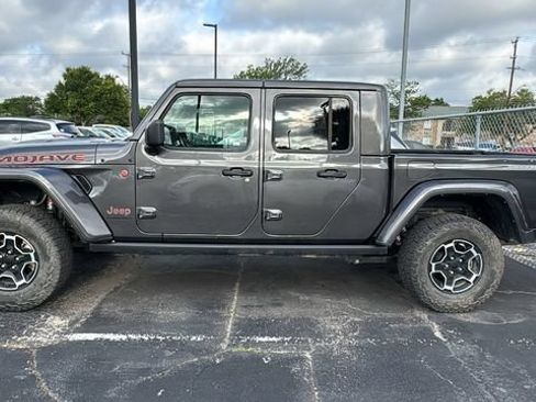 Used 2023 Jeep Gladiator Mojave w/ Cold Weather Group AWD/4WD image 6