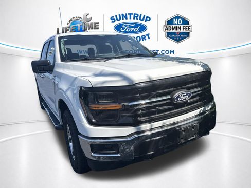 Used 2025 Ford F150 XLT w/ Equipment Group 301A Standard AWD/4WD image 3