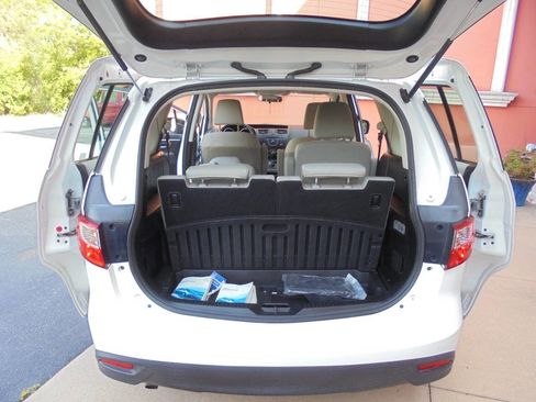 Used 2015 MAZDA MAZDA5 Sport FWD image 31