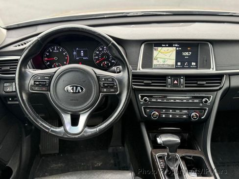 Used 2018 Kia Optima EX w/ Technology Package image 16