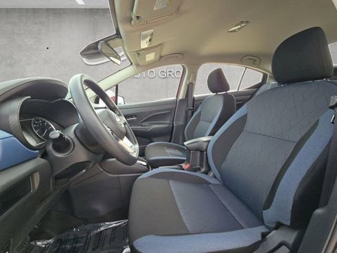 Used 2025 Nissan Versa SV w/ Trunk Package image 19