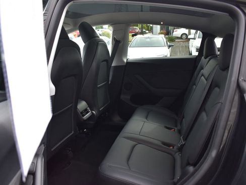 Used 2024 Tesla Model Y Long Range image 20