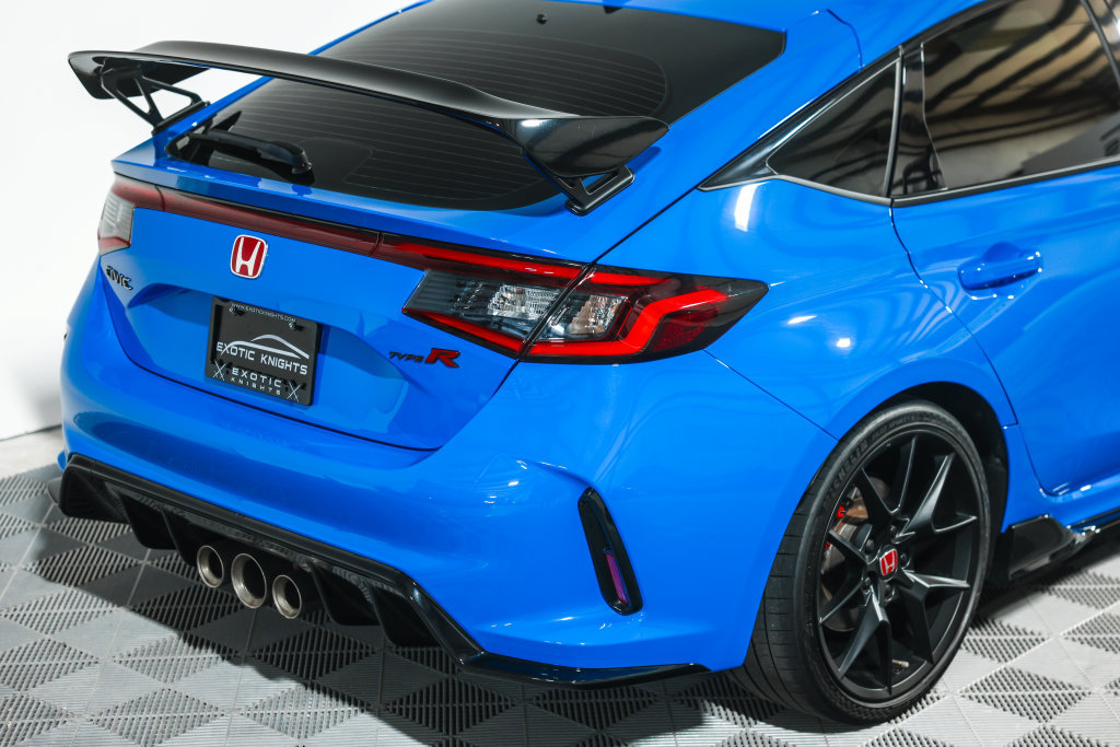 Used 2025 Honda Civic Type R image 9