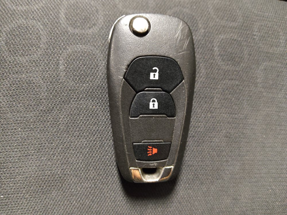 Used 2020 Chevrolet Trax LS w/ Tint and Cruise Package FWD image 32