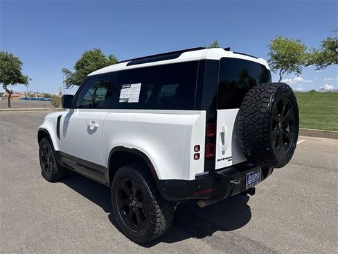 Used 2022 Land Rover Defender 90 X-Dynamic HSE image 7