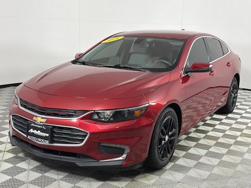 Used 2016 Chevrolet Malibu LT image 9