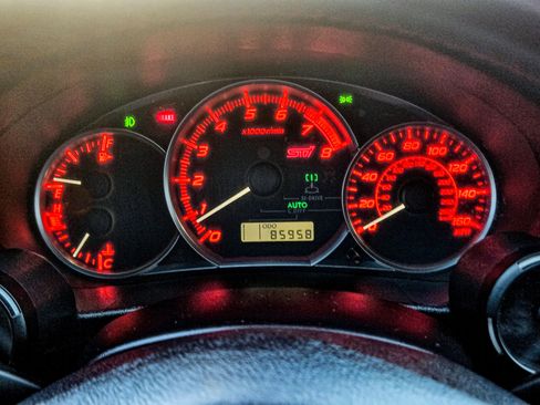 Used 2011 Subaru Impreza WRX STI image 20