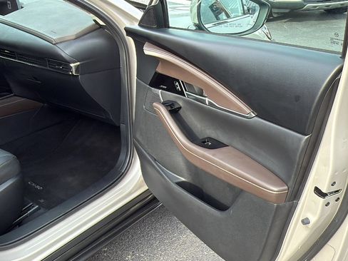 Certified 2023 MAZDA CX-30 AWD 2.5 S w/ Premium Package image 34