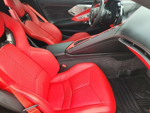 Used 2025 Chevrolet Corvette Z06 image 11