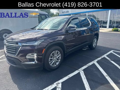 Used 2023 Chevrolet Traverse LT FWD image 4