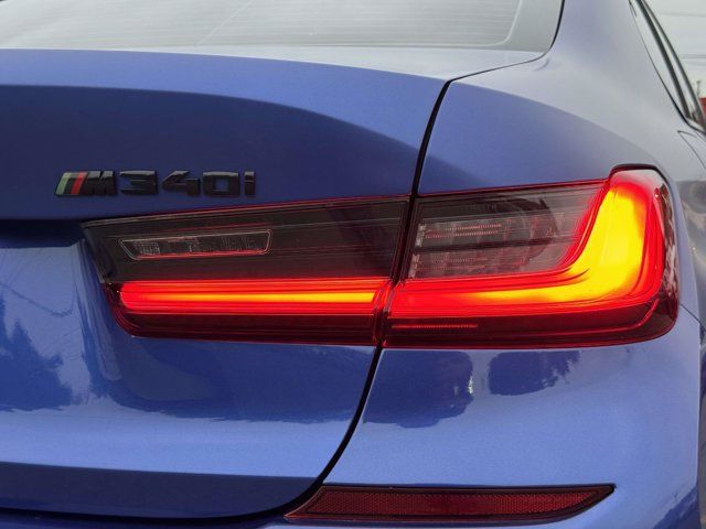 Used 2021 BMW M340i xDrive w/ Driving Assistance Package AWD/4WD image 16
