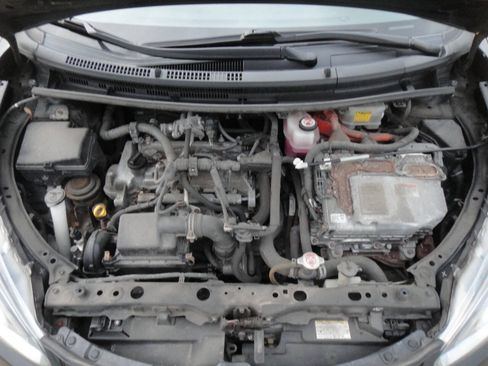 Used 2017 Toyota Prius C Two FWD image 17