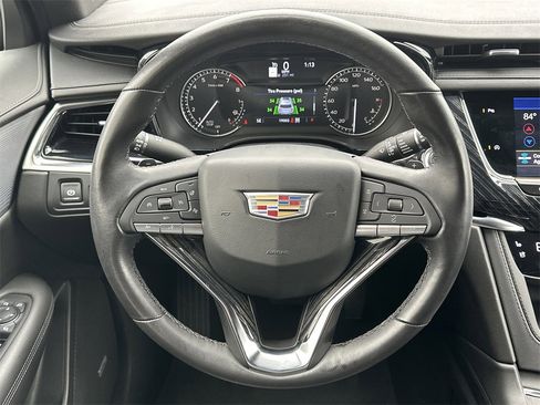 Certified 2025 Cadillac XT6 Premium Luxury image 26