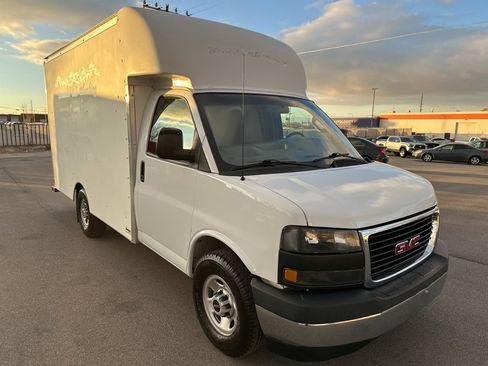 Used 2020 GMC Savana 3500 w/ Power Convenience Package image 2