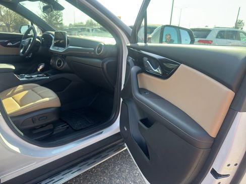 Used 2025 Chevrolet Blazer Premier image 14
