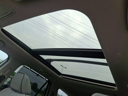 Certified 2023 Honda Pilot Elite image 10