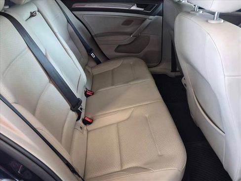 Used 2017 Volkswagen Golf Alltrack S AWD/4WD image 18