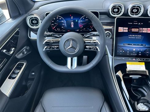 New 2025 Mercedes-Benz GLC 300 4MATIC image 15