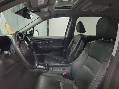 Used 2020 Honda Pilot Elite image 12