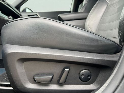Used 2022 Mitsubishi Outlander SE FWD image 13