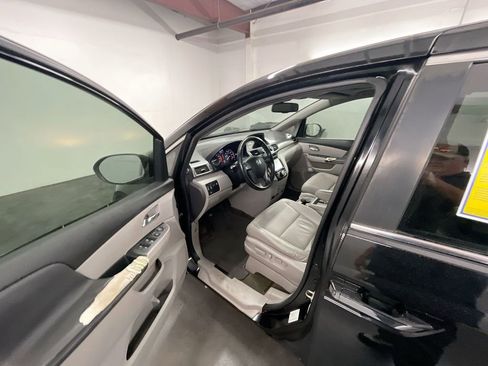 Used 2014 Honda Odyssey EX-L image 10