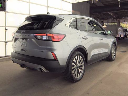 Certified 2022 Ford Escape Titanium w/ Class II Trailer Tow Package AWD/4WD image 13