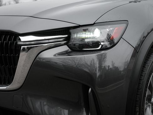 Used 2024 MAZDA CX-90 Plug-In Hybrid w/ Preferred image 6