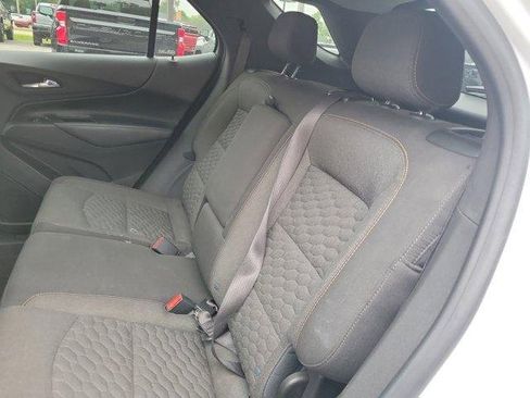 Used 2021 Chevrolet Equinox LT image 11