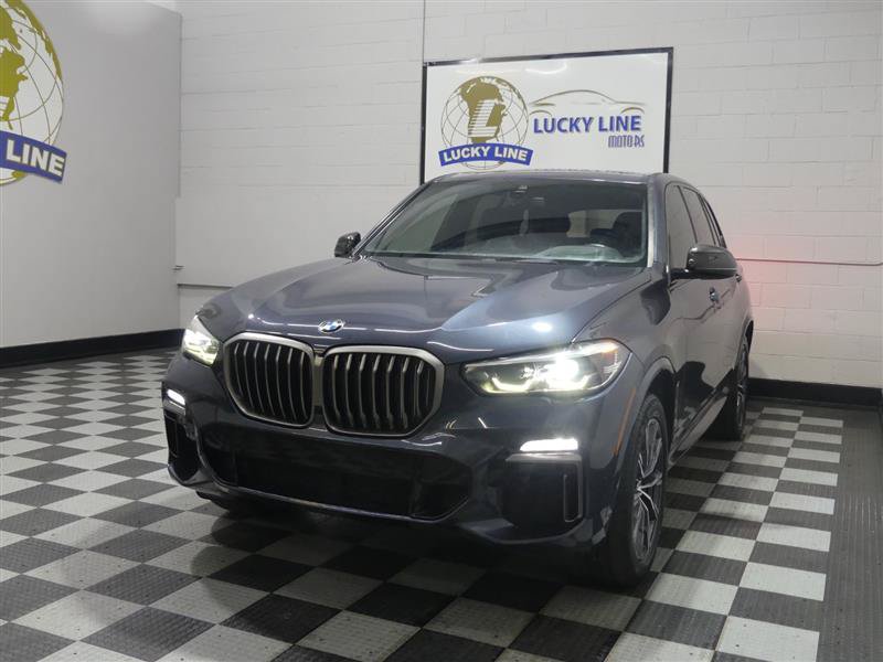 Used 2020 BMW X5 M50i w/ Premium Package AWD/4WD image 4