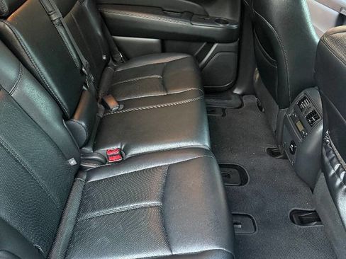 Used 2016 Nissan Pathfinder Platinum w/ Cargo Package image 16