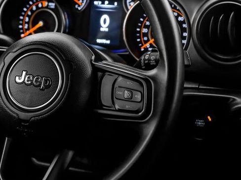 Used 2019 Jeep Wrangler Sport AWD/4WD image 21