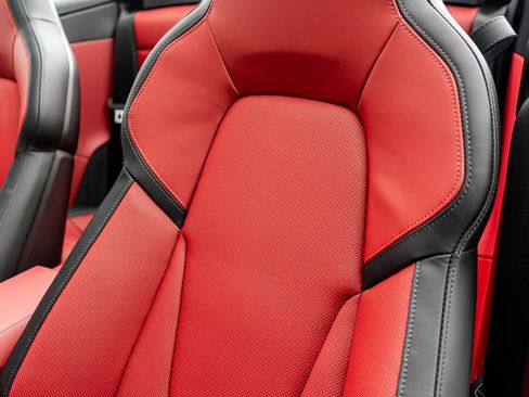 Used 2025 Porsche 911 Carrera GTS image 29