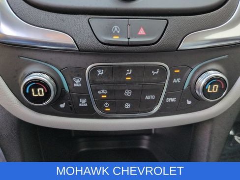 Certified 2024 Chevrolet Equinox LT AWD/4WD image 18